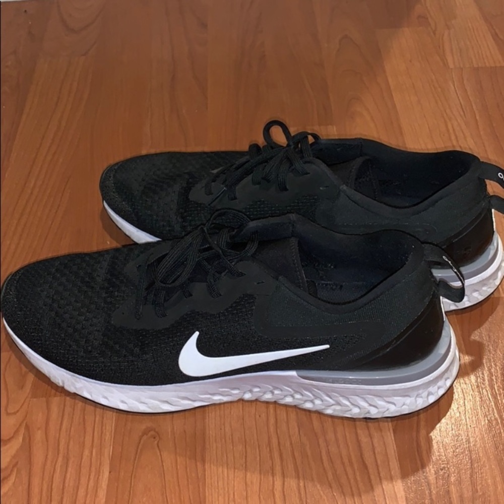 nike oddessy react - SIZE 14